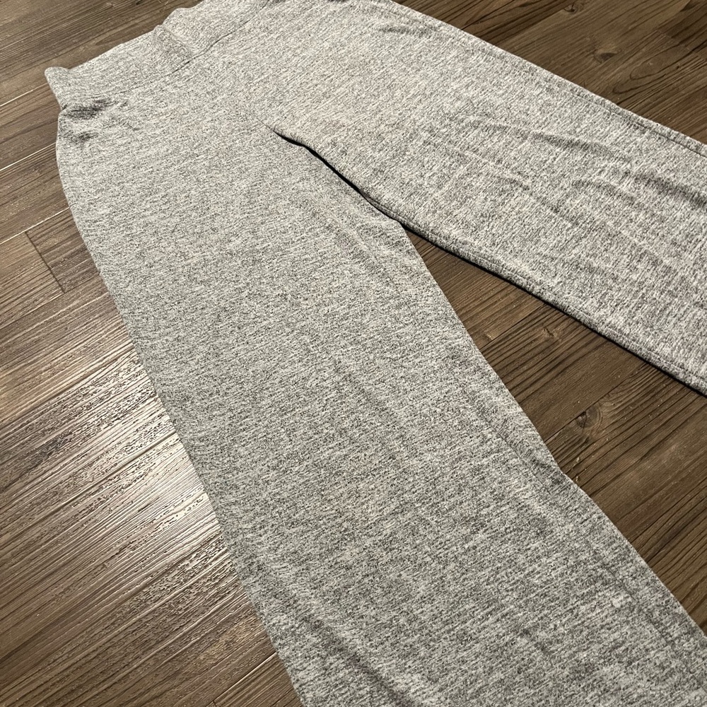 GAP Heather Gray Casual Pants